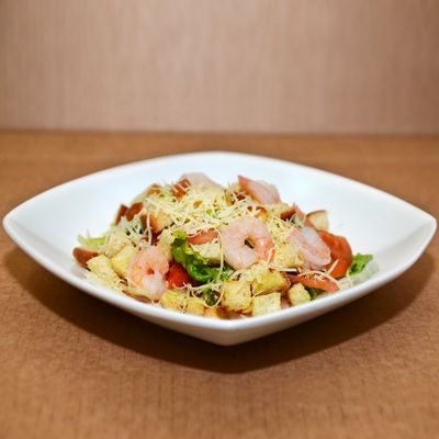 Салат Цезарь с креветкой