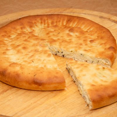 Осетинский пирог  с сыром и зеленью