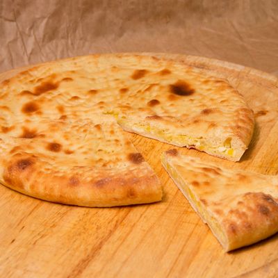 Осетинский пирог с картофелем и сыром