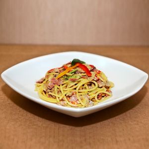 Паста с беконом и грибами в сливочном соусе